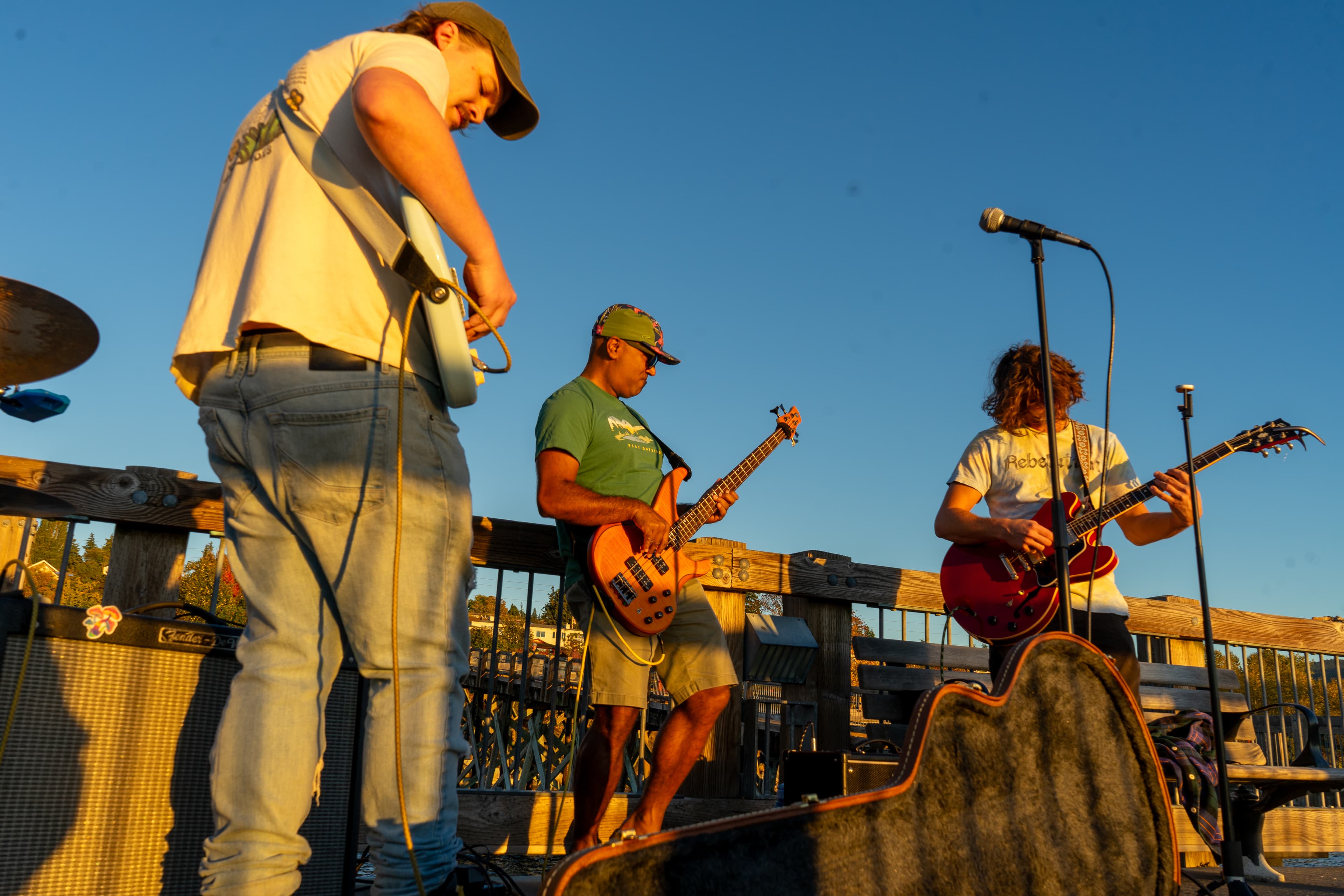 Bogardt playing live